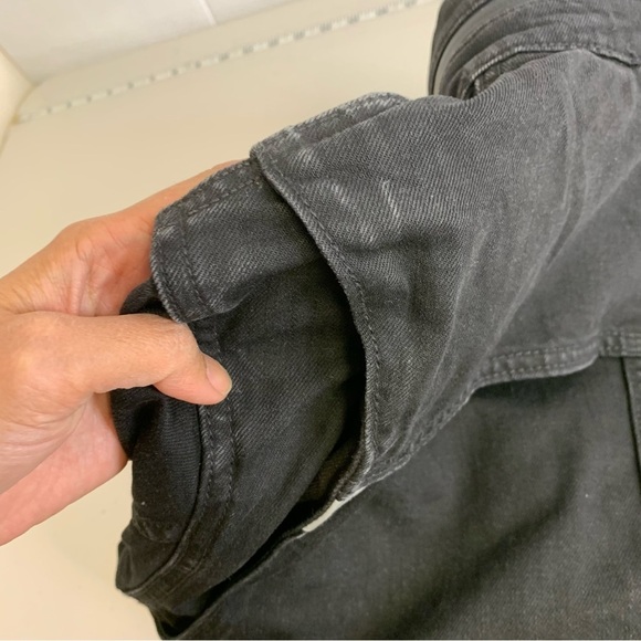 Levi's Black Button Front Hidden Hoodie Denim Jacket Size Small - Picture 9 of 9